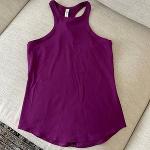 NWOT Lululemon Tank